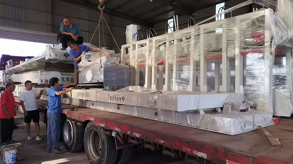 Single-mold Clamp manufacturers