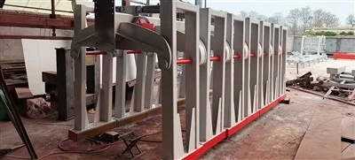 Dual-mold Clamp