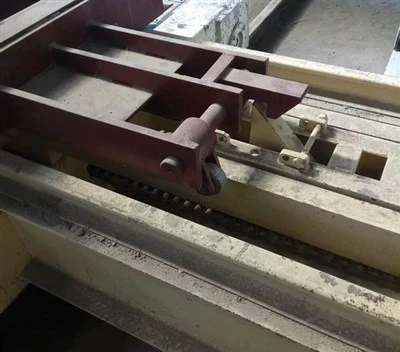 Frequency Conversion Casting Shuttle